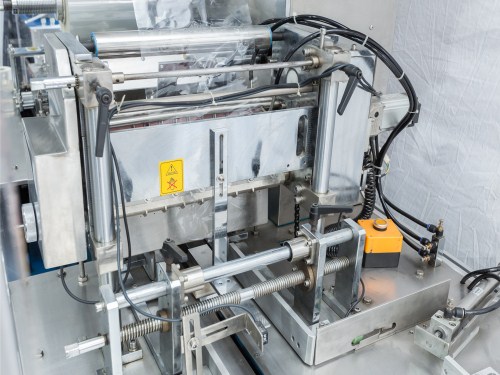 間歇式自動裝盒機詳細(xì)介紹